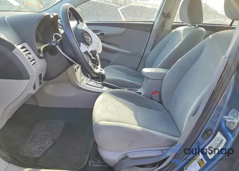 2013 Toyota Corolla Base z USA, uszkodzony, nr VIN 5YFBU4EE1DP150297